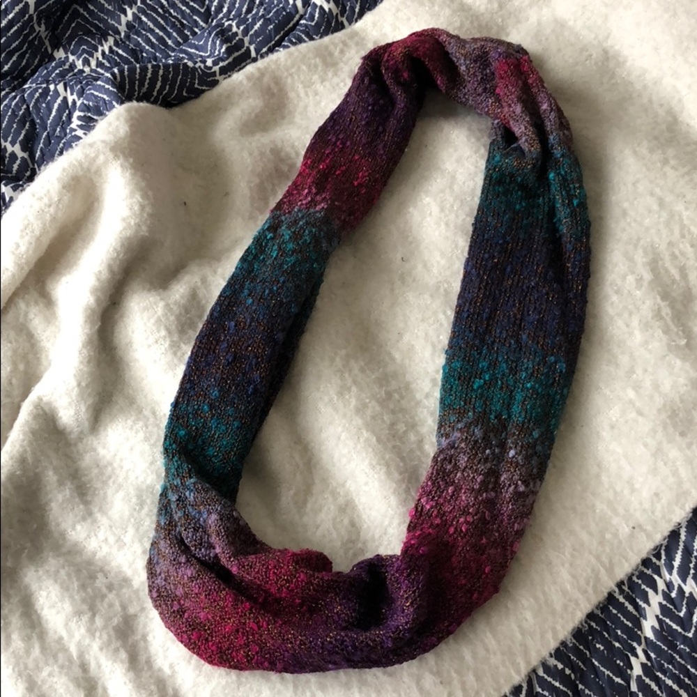 Infinity scarf